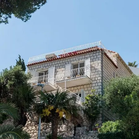 Daniela- Triple With Terrace And Sea View